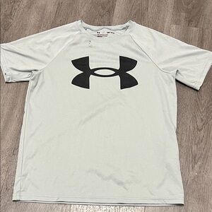 Under Armour Men's Light Gray T-Shirt